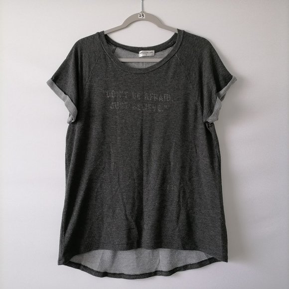 not of this world Women's Charcoal Gray Hi-Lo Sweatshirt Tshirt Size M - Picture 1 of 6